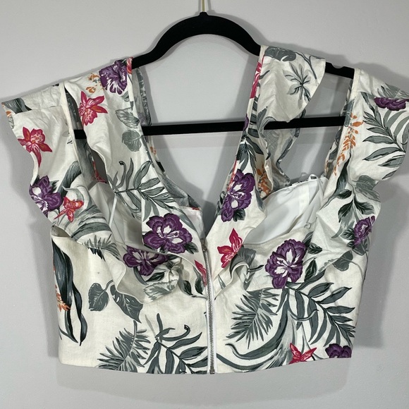 Wayf Ivory Crawford tropical ruffle crop top size XL - Picture 5 of 6